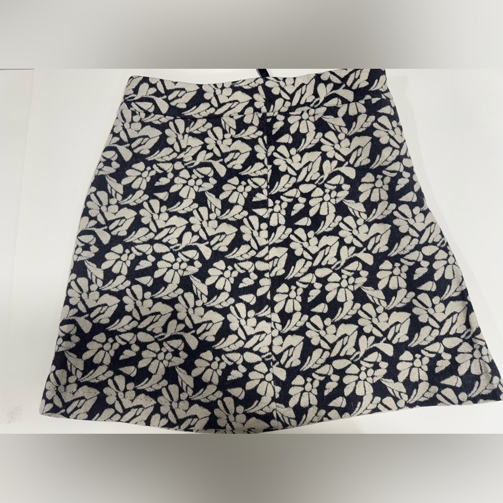 Boden Women’s Skirt 10R Leaf/ flower Tropical Print Stretch Skirt
